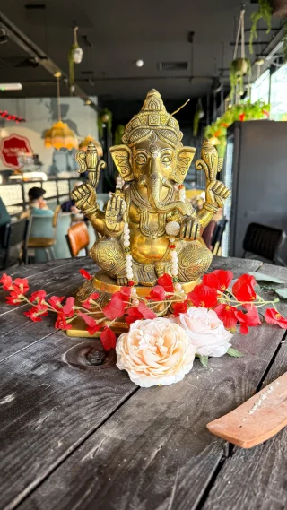 This is your sign to visit Bombay Deli🤩

Visit us in our 3 locations:
📍Carrington Street
📍West Bridgford
📍Hyson Green

What is your favourite meal on our menu?✨

#restaurantambience #restaurant #aesthetic #indianrestaurants #nottinghamrestaurant #notts #nottsfood #bombaydeli