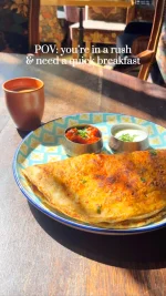 Paranthas, just the way mum used to make them for me as a kid. Come and relive my chidhood @bombay_deli .

#mumscooking #mumslove #mother #paranthas #blessed